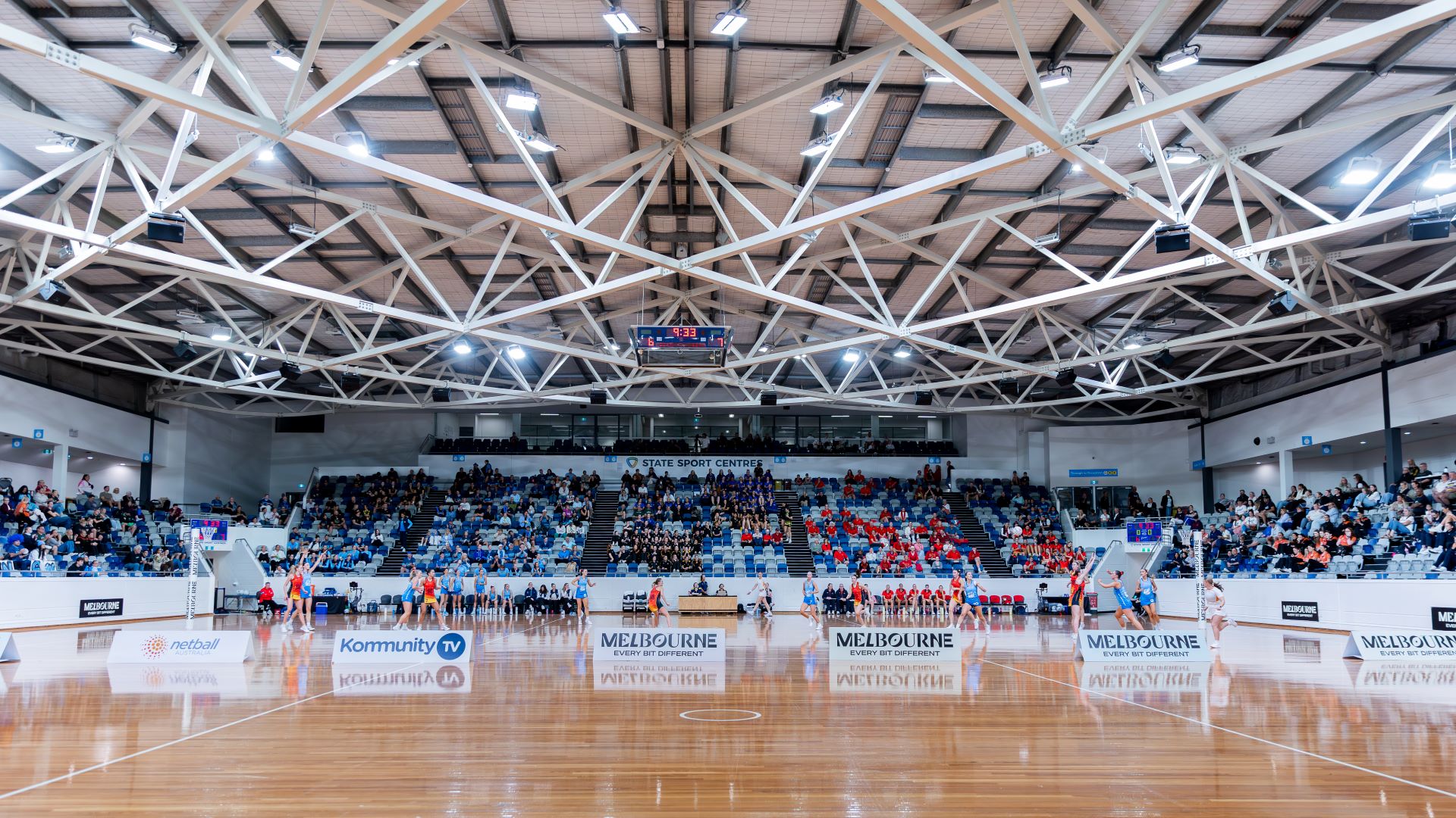 Fans packed out Melbourne's State Sport Centre in Parkville.